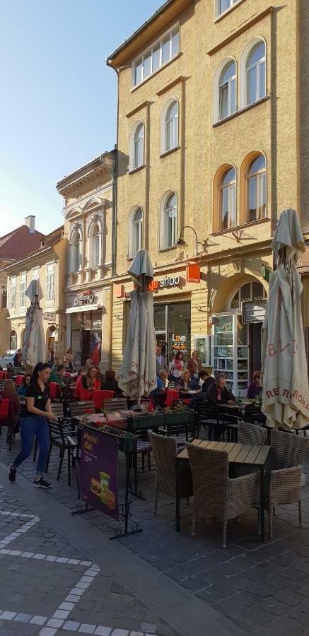 Apartmán Strada Republicii Nr 26 Brašov Exteriér fotografie