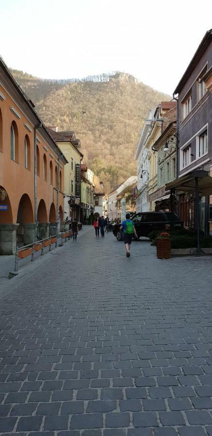 Apartmán Strada Republicii Nr 26 Brašov Exteriér fotografie